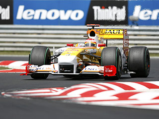 Автоконцерн Renault объявил о том, что его заводская команда не будет расформирована и продолжит в 2010-м году выступления в "Формуле-1" под прежним названием
