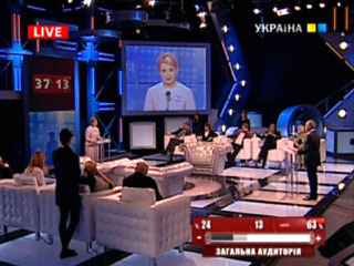 Премьер-министр Украины Юлия Тимошенко заявляет, что не будет сотрудничать в будущем с лидером Партии регионов Виктором Януковичем