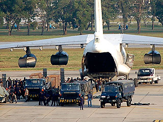 Задержанный в Таиланде Ил-76 должен был доставить оружие в Иран 