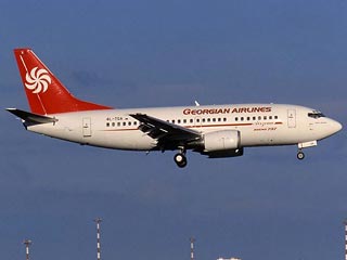 В авиакомпании Airzena Georgian Airline сообщили, что ориентировочно первый рейс запланирован на 26 декабря. "Соответствующее решение с грузинской стороны принято, а российская сторона примет решение в ближайшее время", - сказали в авиакомпании