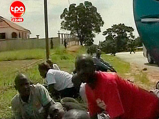 Футбольная сборная Того, автобус которой был обстрелян вооруженными повстанцами в ангольской провинции Кабинда незадолго до начала Кубка Африки-2010, все-таки не примет участия в турнире