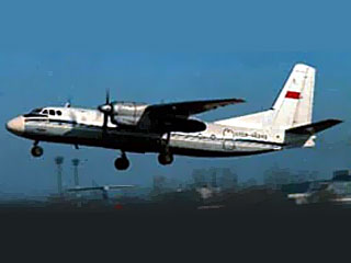 Самолет Ан-24, на борту которого находились более 40 человек, совершил аварийную посадку в Николаевске-на-Амуре
