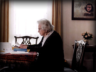 В Амстердаме в возрасте 100 лет умерла Мип Гис, помогавшая в годы войны семье Анны Франк скрываться от нацистов и сохранившая дневник девочки