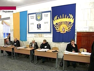 В Донецкой области на избирательном участке N62 в 46-м округе объявлен технический перерыв до 11:00