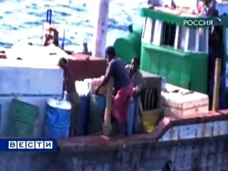 Сомалийские пираты не сумели поделить рекордный выкуп, полученный за освобождение судна Maran Centaurus
