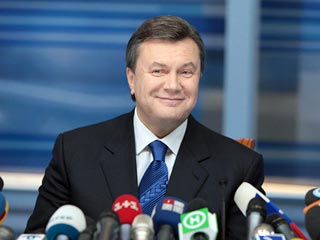 По данным обработки 100% электронных протоколов участковых избирательных комиссий, на выборах президента Украины Виктору Януковичу отдали голоса 8 млн 686 тыс. 751 избирателей (35,32%)