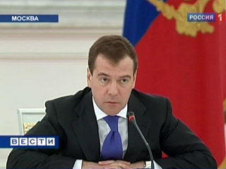 Дмитрий Медведев впервые дал свою однозначную оценку заявлениям трех оппозиционных думских фракций о многочисленных нарушениях, допущенных в ходе региональных выборов в октябре 2009 года