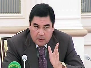 Президент Туркменистана устроил разнос руководству ТВ за низкое качество программ
