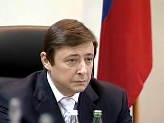 Дмитрий Медведев рассчитывает, что результаты работы Александра Хлопонина в качестве вице-премьера - полпреда президента в Северо- Кавказском федеральном округе появятся до конца года