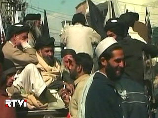 Талибы казнили в "зоне племен" шестерых человек, обвинив их в шпионаже