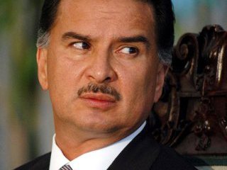 Ордер на арест бывшего президента Гватемалы Альфонсо Портильо (2000-2004 гг.) выдали судебные органы этой страны