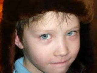 Шестилетний Аркадий Клейнбурд в понедельник, 25 января, в 14:00 местного времени ушел из дома в поселке Каштак к бабушке, которая живет неподалеку, и исчез