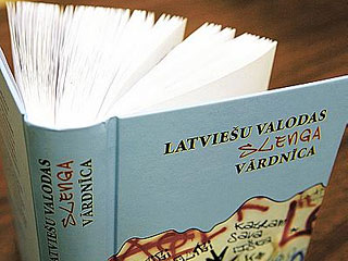 В 2006 году в Латвии вышел в свет "Словарь сленга латышского языка" Оярса Бушса и Винеты Эрнстсоне