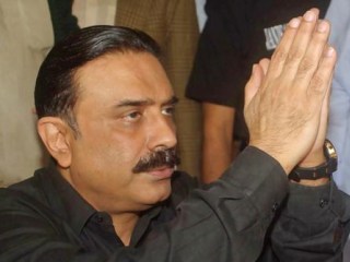Президент Пакистана Асиф Али Зардари ввел в практику жертвоприношение черной козы для защиты от "дурного глаза"
