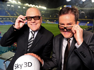 Комментаторы телеканала Sky Sports готовятся к первой в истории футбольной 3D-трансляции