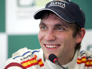 Виталий Петров стал первым российским гонщиком "Формулы-1"