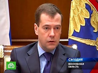 Медведев потребовал от главы МВД срочно ужесточить регламент обращения с "травматикой"
