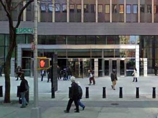 Подозрительный белый порошок обнаружен в высотке на Манхэттене, где наряду с другими офисами располагается представительство ФБР и Службы иммиграции и натурализации США