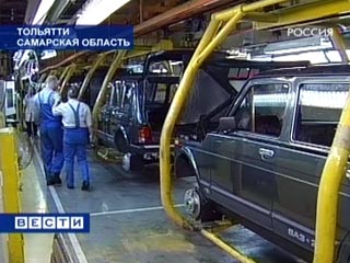 "АвтоВАЗ" снизит численность своего персонала еще на 30 тысяч человек