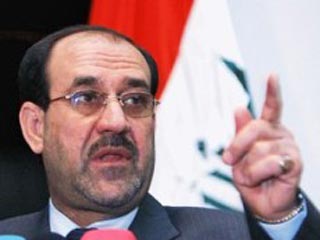 Иракский премьер-министр Нури аль-Малики потребовал сегодня от посла Соединенных Штатов в Багдаде "прекратить вмешательство во внутренние дела Ирака"