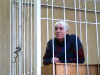 В Хамовническом районном суде Москвы 15 февраля состоится первое судебное заседание по делу 78-летней Александры Звонаревой