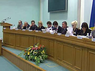 Центральная избирательная комиссия объявила Виктора Януковича избранным президентом Украины