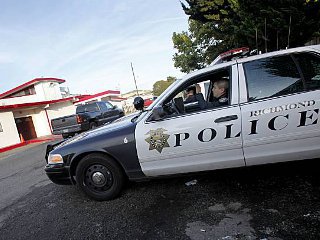 Двое подростков получили огнестрельные ранения в результате стрельбы, открытой неизвестным в церкви в городе Ричмонд (штат Калифорния)