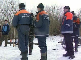 В Томской области под лед провалился экскаватор: машинист погиб