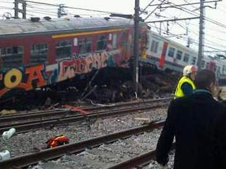 От 20 до 27 человек погибли при столкновении пассажирских поездов в Бельгии в понедельник утром