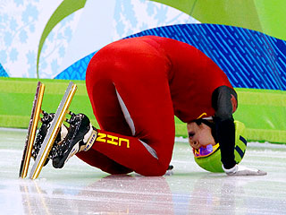 Китаянка Ван Мэн - двукратная олимпийская чемпионка по шорт-треку