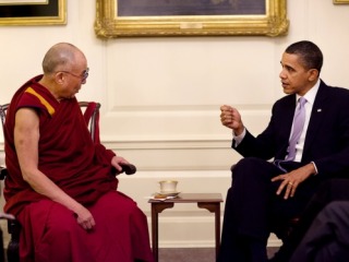 Далай-лама XIV обсудил с Бараком Обамой вопросы мира, войны и религиозной гармонии