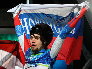Обладатель Кубка мира прошлого сезона россиянин Александр Третьяков стал бронзовым призером Олимпиады в Ванкувере