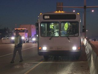 Водитель автобуса-"шаттла", занимавшийся перевозкой персонала обслуживания Олимпиады, умер прямо за рулем