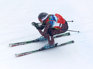 Канадка Эшли Макайвор выиграла соревнования по фристайлу в дисциплине ски-кросс и принесла хозяевам Олимпиады-2010 шестую золотую медаль