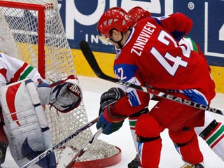 Форвард Сергей Зиновьев сыграет с Канадой, несмотря на травму