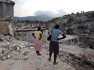 Число жертв январского землетрясения  магнитудой 7,0 на Гаити составляет 222 517 человек. Эти цифры опубликованы в среду Бюро по гуманитарным делам ООН, которое, в свою очередь, ссылается на Управление общественной безопасности Гаити