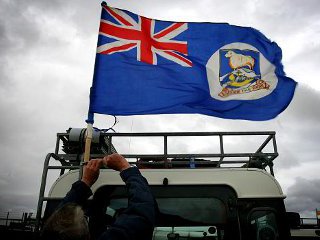 Соединенные Штаты отказались поддержать Британию в дипломатическом споре с Аргентиной вокруг Фолклендских (Мальвинских) островов