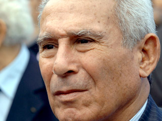 Генеральный директор Службы национальной безопасности Алжира полковник Али Туниси был убит в четверг своим подчиненным