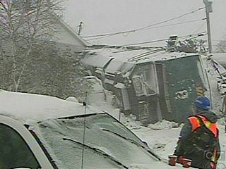 Пассажирский поезд компании Via Rail, следовавший по маршруту Галифакс-Монреаль, потерпел аварию в 20 километрах к юго-востоку от Квебек-Сити