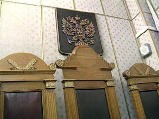 Российские суды отныне обязаны пересматривать свои приговоры по указанию Европейского суда по правам человека (ЕСПЧ) - так постановил в пятницу Конституционный суд страны
