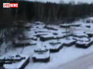 Минобороны бросило в лесу Свердловской области две сотни танков Т-72: по словам местных жителей, они стоят там с ноября прошлого года
