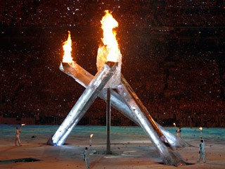 В церемонии передачи олимпийского флага Сочи примут участие легендарные атлеты