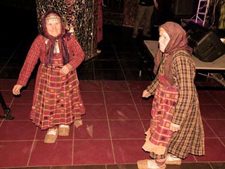 Одним и самых эпатажных коллективов нынешнего финала станет группа "Бурановские бабушки" из Ижевска, которые на удмуртском языке поют фольклорные и современные эстрадные песни