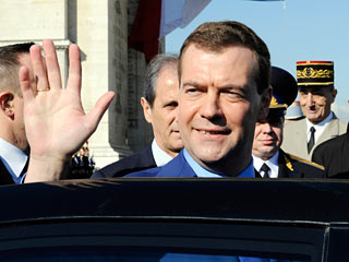 Президент России Дмитрий Медведев завершил свой визит во Францию