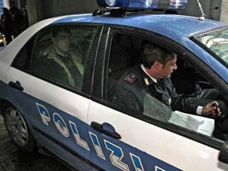 Итальянская пограничная полиция арестовала в Милане девять человек по подозрению в незаконной перевозке оружия в Иран