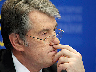 За желание стать премьером Ющенко сравнили с героем комедии "Тупой и еще тупее"