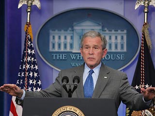 "Мозг Буша" написал мемуары в защиту экс-президента, развязавшего войну в Ираке