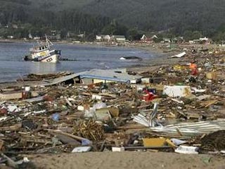 В Чили после сильнейшего землетрясения и цунами уволен руководитель океанографической службы и начато служебное расследование, сообщает ВВС