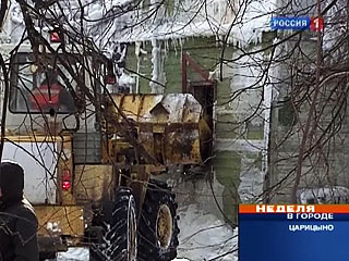 Строительная техника практически завершила снос дачи Муромцева в московском районе Царицыно