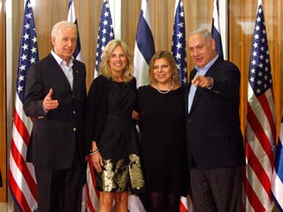 Джозеф Байден и Биньямин Нетаньяху с супругами. Иерусалим, 9 марта 2010 года